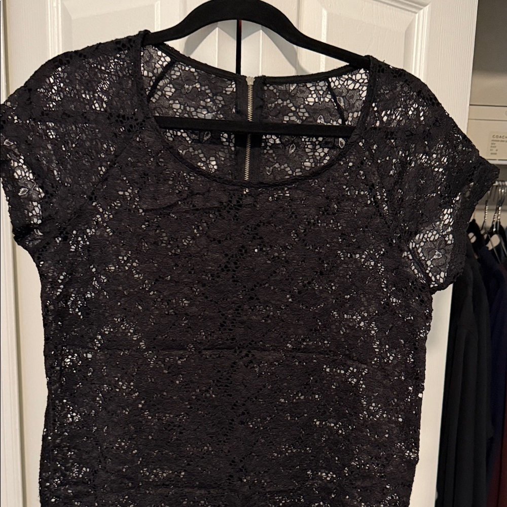Black Lace Short-Sleeve Women's Top
